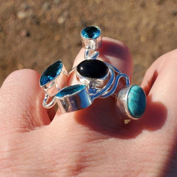 New Twisted Black Onyx, Turquoise and Blue Topaz Silver Ring. - Picture 6 of 12